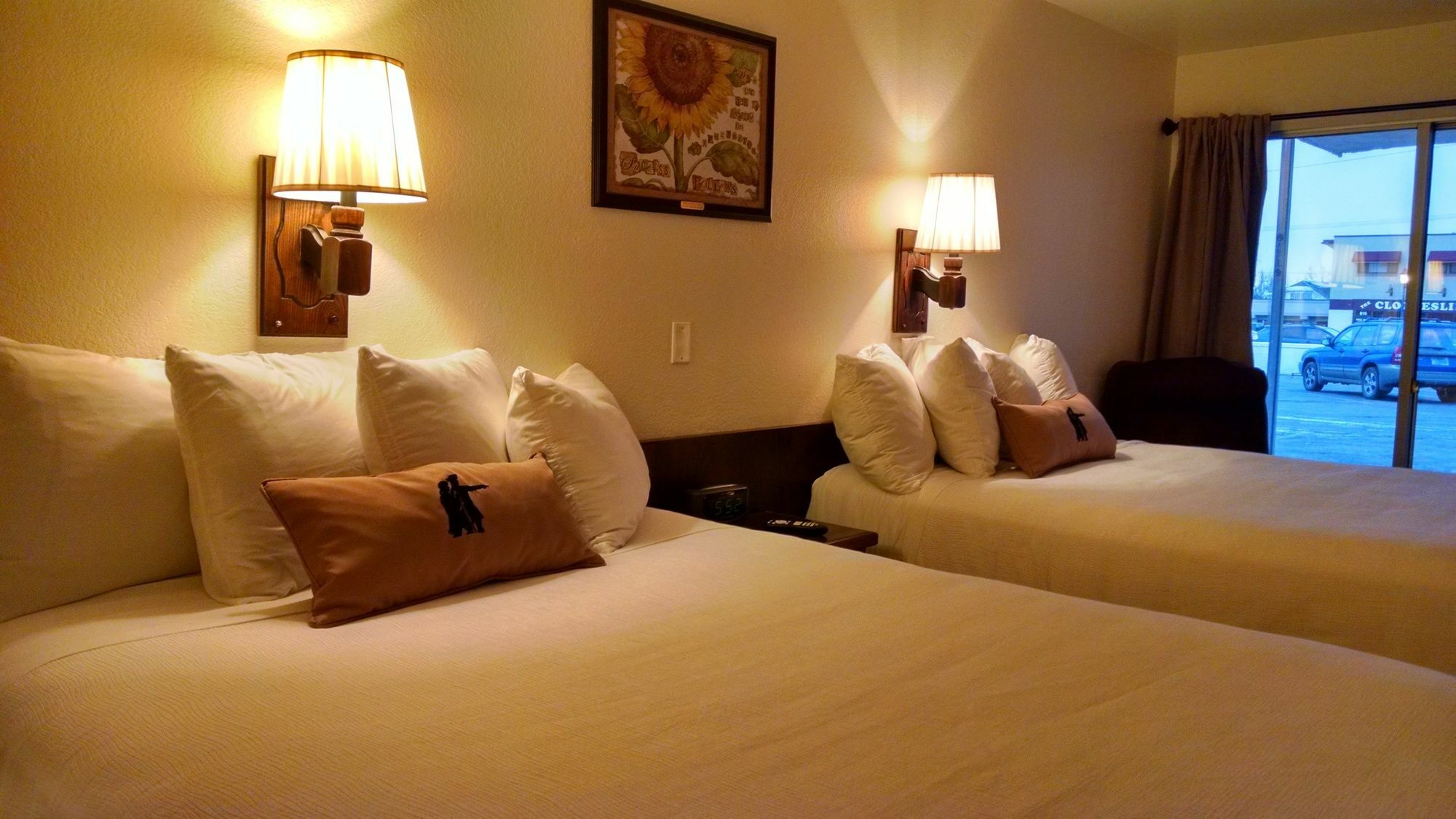Lewis & Clark Motel - โบซแมน ภายนอก รูปภาพ